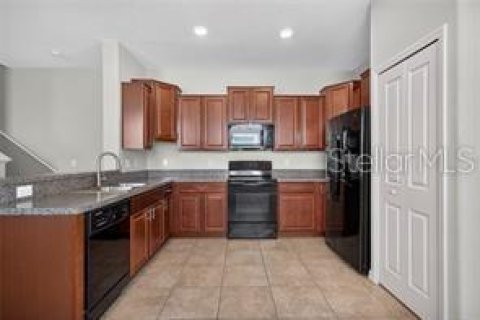 Touwnhouse à louer à Tampa, Floride: 2 chambres, 143.81 m2 № 2433215 - photo 2