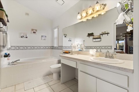 Villa ou maison à vendre à Brandon, Floride: 4 chambres, 177.81 m2 № 1789524 - photo 22