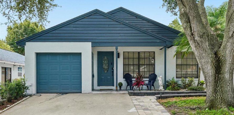 Casa en Palm Harbor, Florida 3 dormitorios, 175.77 m2 № 2259445