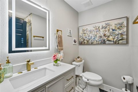 Casa en venta en Palm Harbor, Florida, 3 dormitorios, 175.77 m2 № 2259445 - foto 23