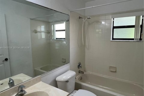 Copropriété à vendre à Coconut Creek, Floride: 3 chambres, 103.68 m2 № 2049255 - photo 14