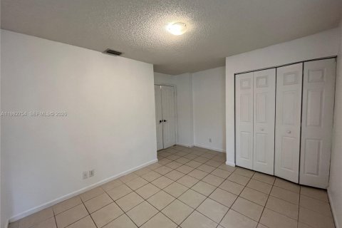 Copropriété à vendre à Coconut Creek, Floride: 3 chambres, 103.68 m2 № 2049255 - photo 12