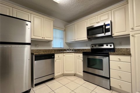 Copropriété à vendre à Coconut Creek, Floride: 3 chambres, 103.68 m2 № 2049255 - photo 8