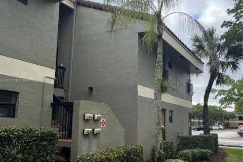 Copropriété à vendre à Coconut Creek, Floride: 3 chambres, 103.68 m2 № 2049255 - photo 24