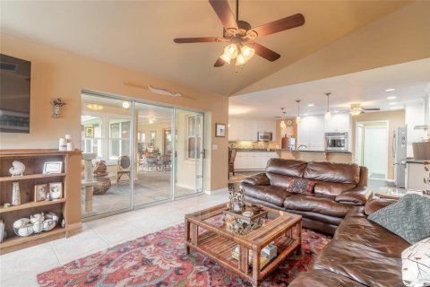 Casa en venta en Port Orange, Florida, 3 dormitorios, 239.59 m2 № 1441276 - foto 12