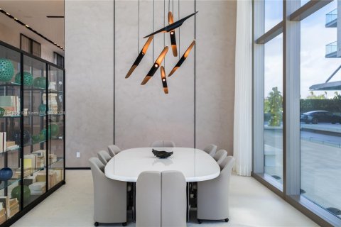 Copropriété à vendre à Bal Harbour, Floride: 3 chambres, 388.8 m2 № 1938377 - photo 19