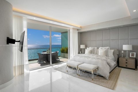 Copropriété à vendre à Bal Harbour, Floride: 3 chambres, 388.8 m2 № 1938377 - photo 4