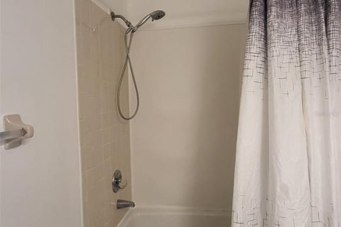 Touwnhouse à louer à Ocala, Floride: 2 chambres, 115.48 m2 № 1799954 - photo 25