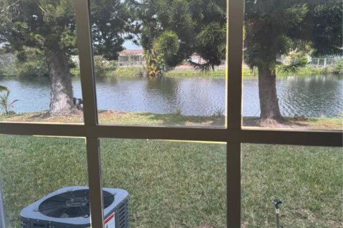 Copropriété à vendre à Miami Gardens, Floride: 1 chambre, 53.42 m2 № 2153340 - photo 11