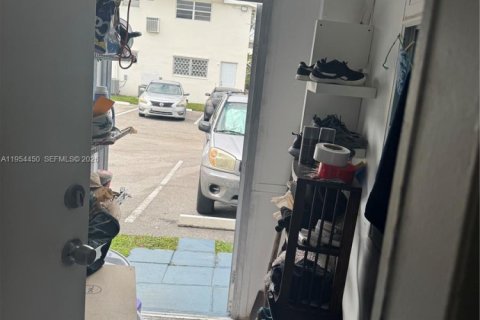 Copropriété à vendre à Miami Gardens, Floride: 1 chambre, 53.42 m2 № 2153340 - photo 13