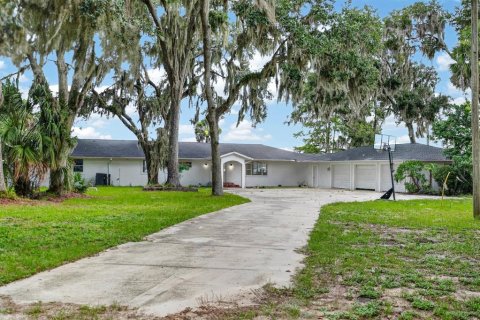 Villa ou maison à vendre à East Palatka, Floride: 4 chambres, 251.58 m2 № 2149116 - photo 6