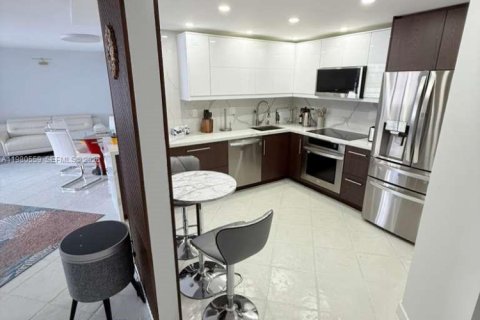 Condo in Aventura, Florida, 1 bedroom  № 2043823