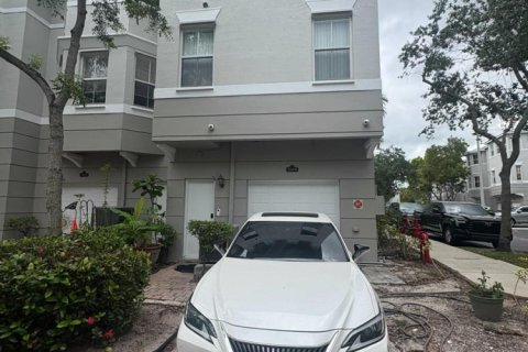 Touwnhouse à vendre à Royal Palm Beach, Floride: 4 chambres, 184.69 m2 № 2252480 - photo 7