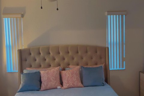 Touwnhouse à vendre à Royal Palm Beach, Floride: 4 chambres, 184.69 m2 № 2252480 - photo 20