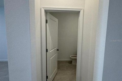 Adosado en alquiler en Kissimmee, Florida, 3 dormitorios, 136.85 m2 № 1907983 - foto 11