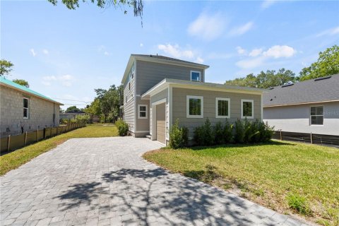House in Sanford, Florida 2 bedrooms, 123.37 sq.m. № 1717910 - photo 22