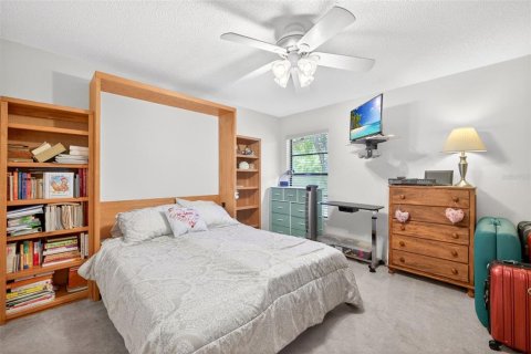 Casa en venta en Tampa, Florida, 4 dormitorios, 237.09 m2 № 2206540 - foto 21