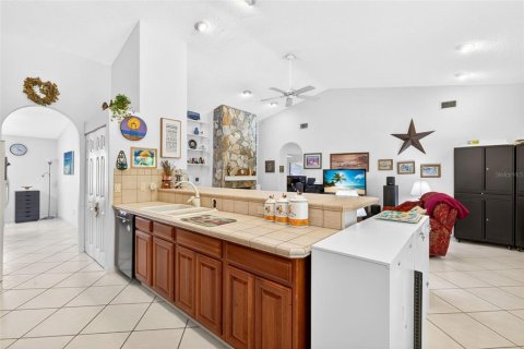 Casa en venta en Tampa, Florida, 4 dormitorios, 237.09 m2 № 2206540 - foto 13