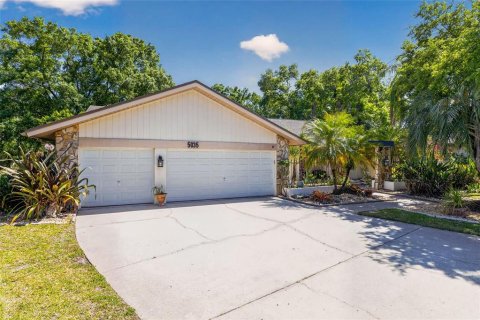 Casa en venta en Tampa, Florida, 4 dormitorios, 237.09 m2 № 2206540 - foto 2