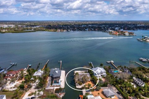 Купить виллу или дом в Сарасота, Флорида 3 комнаты, 233.18м2, № 2147443 - фото 3