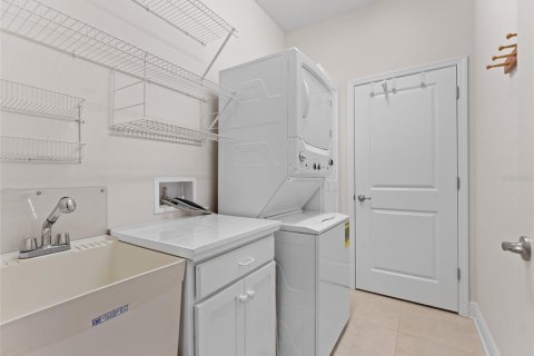 Casa en venta en Tampa, Florida, 3 dormitorios, 195.47 m2 № 1679876 - foto 21