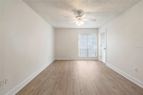 Condominio en alquiler en Orlando, Florida, 2 dormitorios, 100.33 m2 № 1919118 - foto 9