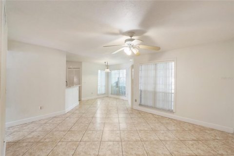 Condominio en alquiler en Orlando, Florida, 2 dormitorios, 100.33 m2 № 1919118 - foto 3