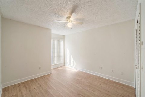 Condominio en alquiler en Orlando, Florida, 2 dormitorios, 100.33 m2 № 1919118 - foto 6