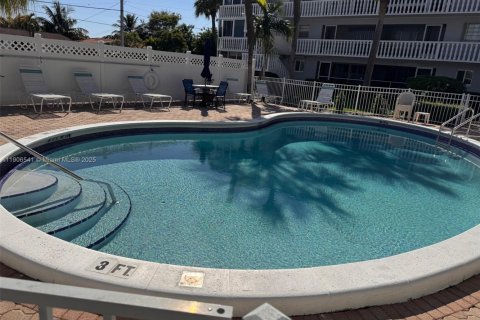 Copropriété à louer à Pompano Beach, Floride: 2 chambres, 89.19 m2 № 1957096 - photo 4