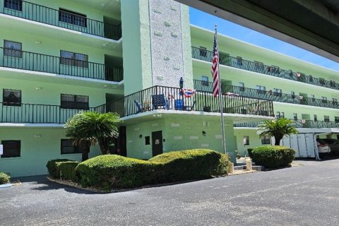 Condo à Saint Petersburg, Floride, 2 chambres № 2104466