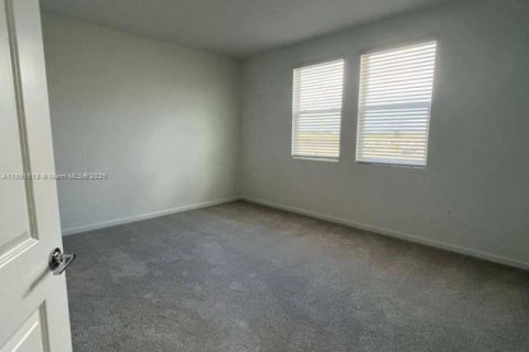 House in Clermont, Florida 4 bedrooms № 1943626 - photo 25