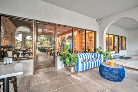 Commercial property in Boca Raton, Florida № 1691764 - photo 11