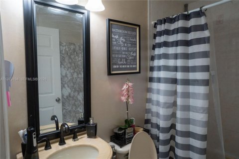 Купить виллу или дом в Майами-Лейкс, Флорида 3 спальни, 134.71м2, № 2033221 - фото 21