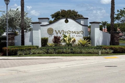 Touwnhouse à vendre à Doral, Floride: 3 chambres, 141.21 m2 № 2246681 - photo 13