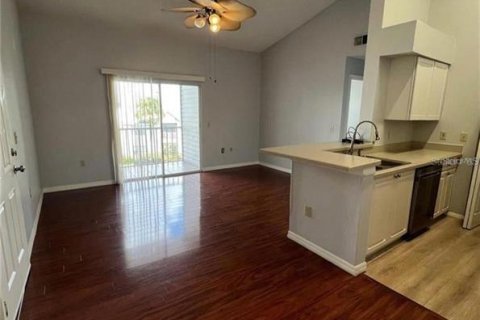 Condo in Kissimmee, Florida, 1 bedroom  № 2195224 - photo 4