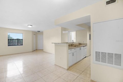 Condominio en alquiler en Kissimmee, Florida, 1 dormitorio, 61.41 m2 № 1885445 - foto 7