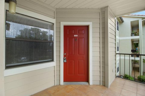 Condominio en alquiler en Kissimmee, Florida, 1 dormitorio, 61.41 m2 № 1885445 - foto 3