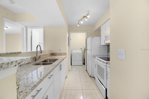 Condominio en alquiler en Kissimmee, Florida, 1 dormitorio, 61.41 m2 № 1885445 - foto 11