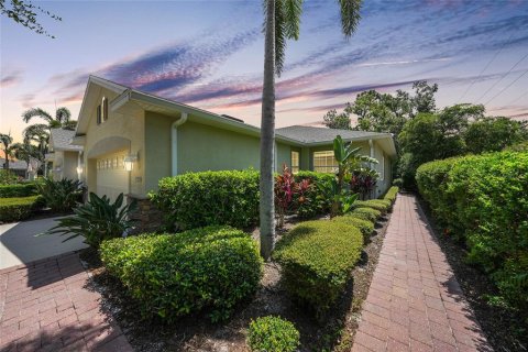 House in Venice, Florida 2 bedrooms, 139.82 sq.m. № 1845033 - photo 1