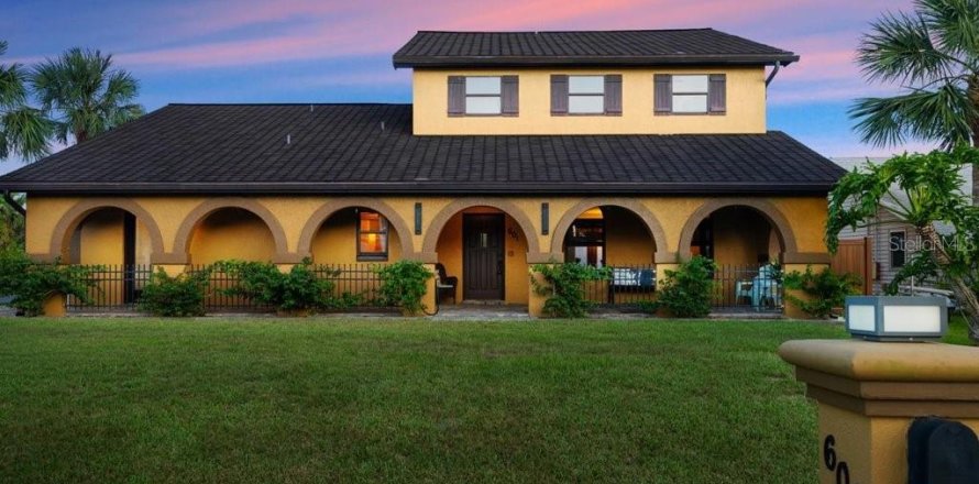 House in Flagler Beach, Florida 4 bedrooms, 286.51 sq.m. № 1805887