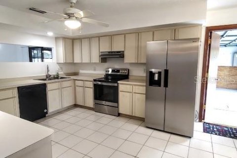 Villa ou maison à louer à Ocala, Floride: 3 chambres, 137.96 m2 № 2115473 - photo 8
