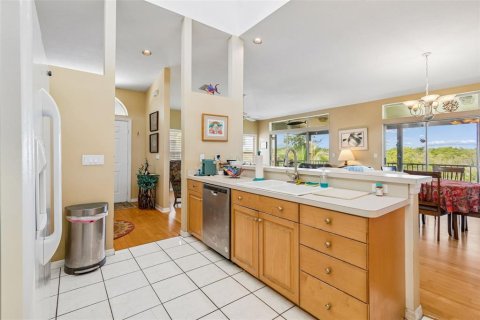 House in Terra Ceia, Florida 4 bedrooms, 163.88 sq.m. № 2217574 - photo 22
