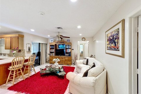 House in West Palm Beach, Florida 4 bedrooms, 180.79 sq.m. № 2166231 - photo 19