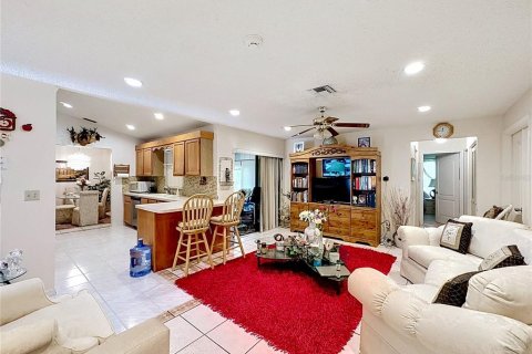 House in West Palm Beach, Florida 4 bedrooms, 180.79 sq.m. № 2166231 - photo 21