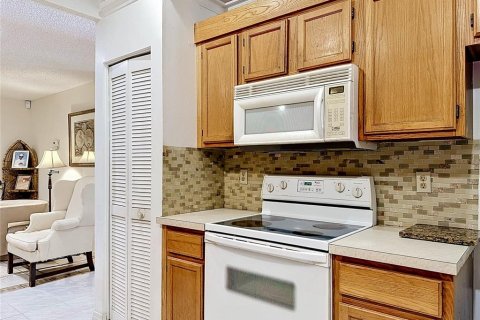 House in West Palm Beach, Florida 4 bedrooms, 180.79 sq.m. № 2166231 - photo 24