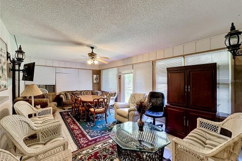 House in West Palm Beach, Florida 4 bedrooms, 180.79 sq.m. № 2166231 - photo 25