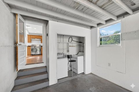 Villa ou maison à louer à Hollywood, Floride: 2 chambres, 107.4 m2 № 1997593 - photo 21