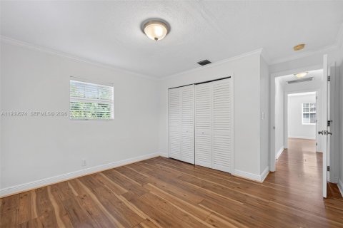 Villa ou maison à louer à Hollywood, Floride: 2 chambres, 107.4 m2 № 1997593 - photo 17