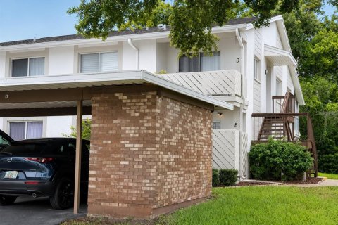 Condominio en Hudson, Florida, 2 dormitorios  № 2202230