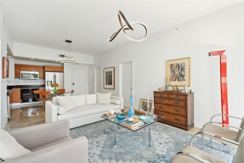 Condominio en alquiler en Miami, Florida, 2 dormitorios, 94.48 m2 № 2011449 - foto 2